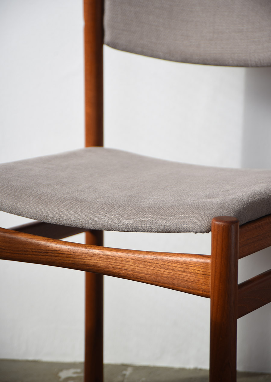 Dining Chair in Teak SAX Mobler / Gray チーク材 ダイニングチェア