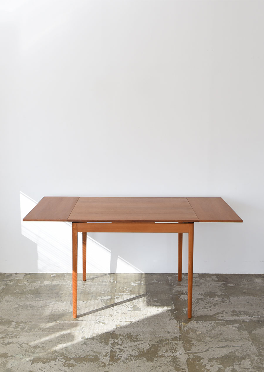 Swedish Dining Table in Teak and Beech W900