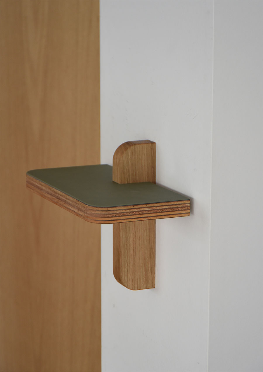 Linoleum Mini Wall Shelf / Olive リノリウム 壁付け棚