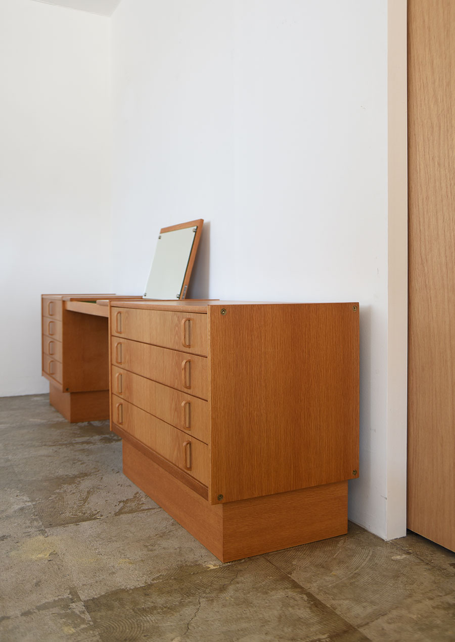 Bertil Fridhagen Dresser Cabinet in Oak / Bodafors 1960s