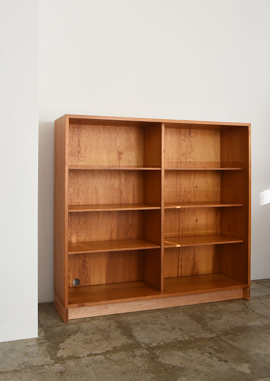 Borge Mogensen ボーエ・モーエンセン “Svensk Fur” Book Shelf in Pine