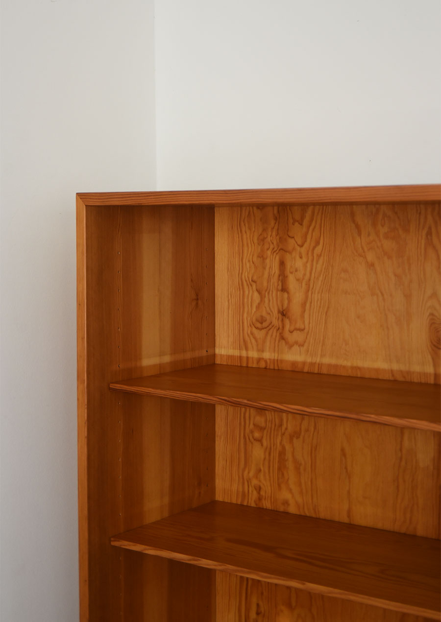 Borge Mogensen ボーエ・モーエンセン “Svensk Fur” Book Shelf in Pine