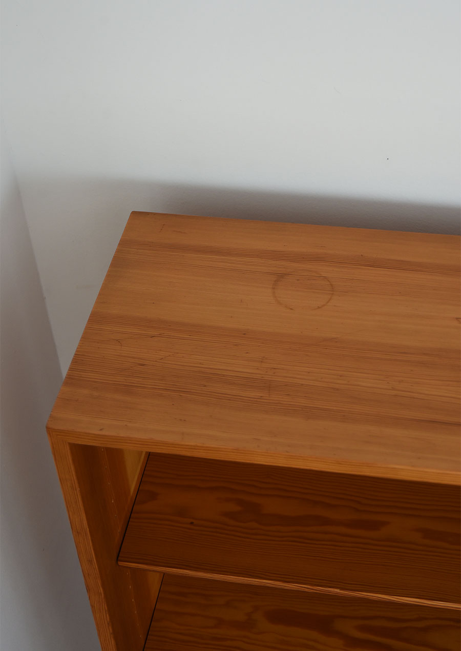 Borge Mogensen ボーエ・モーエンセン “Svensk Fur” Book Shelf in Pine