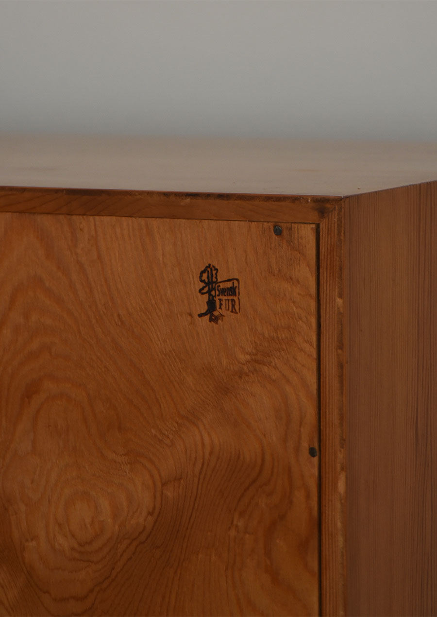 Borge Mogensen ボーエ・モーエンセン “Svensk Fur” Book Shelf in Pine