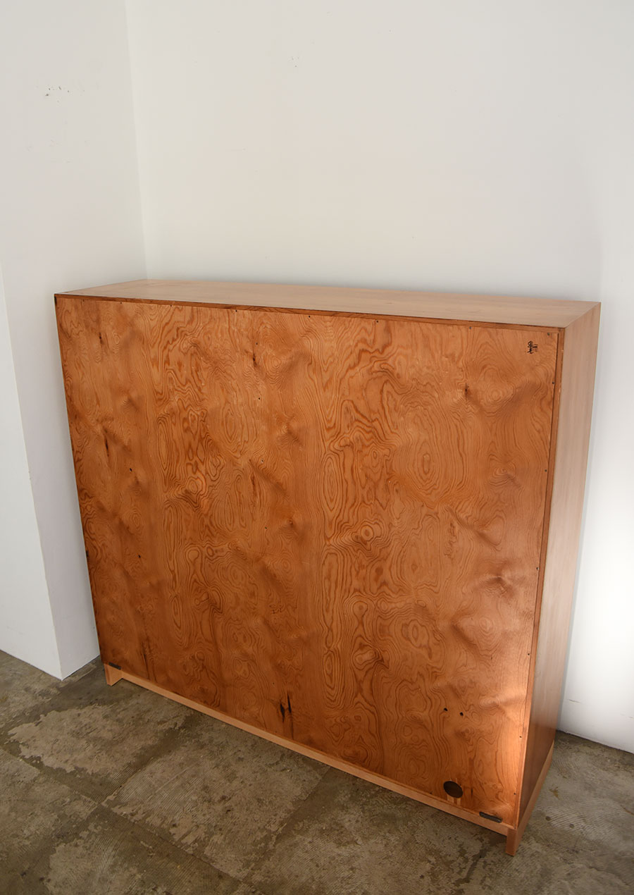 Borge Mogensen ボーエ・モーエンセン “Svensk Fur” Book Shelf in Pine