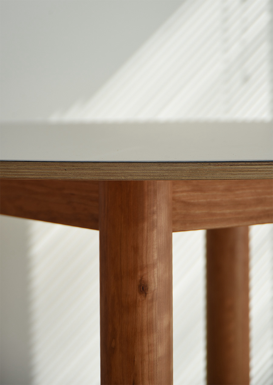 ihållande Linoleum Round Dining Table Bold 1200 / White