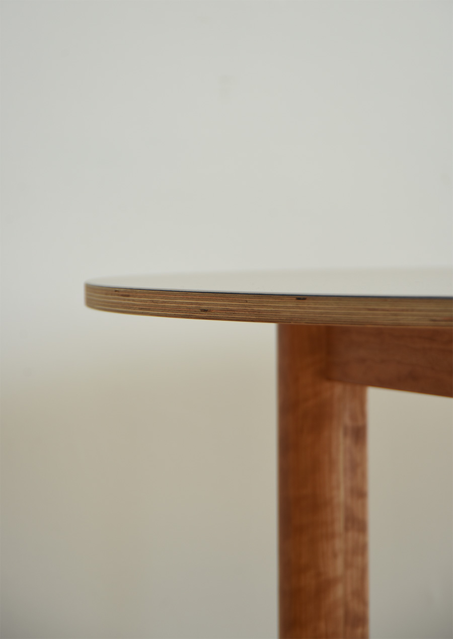 ihållande Linoleum Round Dining Table Bold 1200 / White