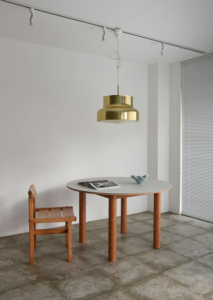 ihållande Linoleum Round Dining Table Bold 1200 / White