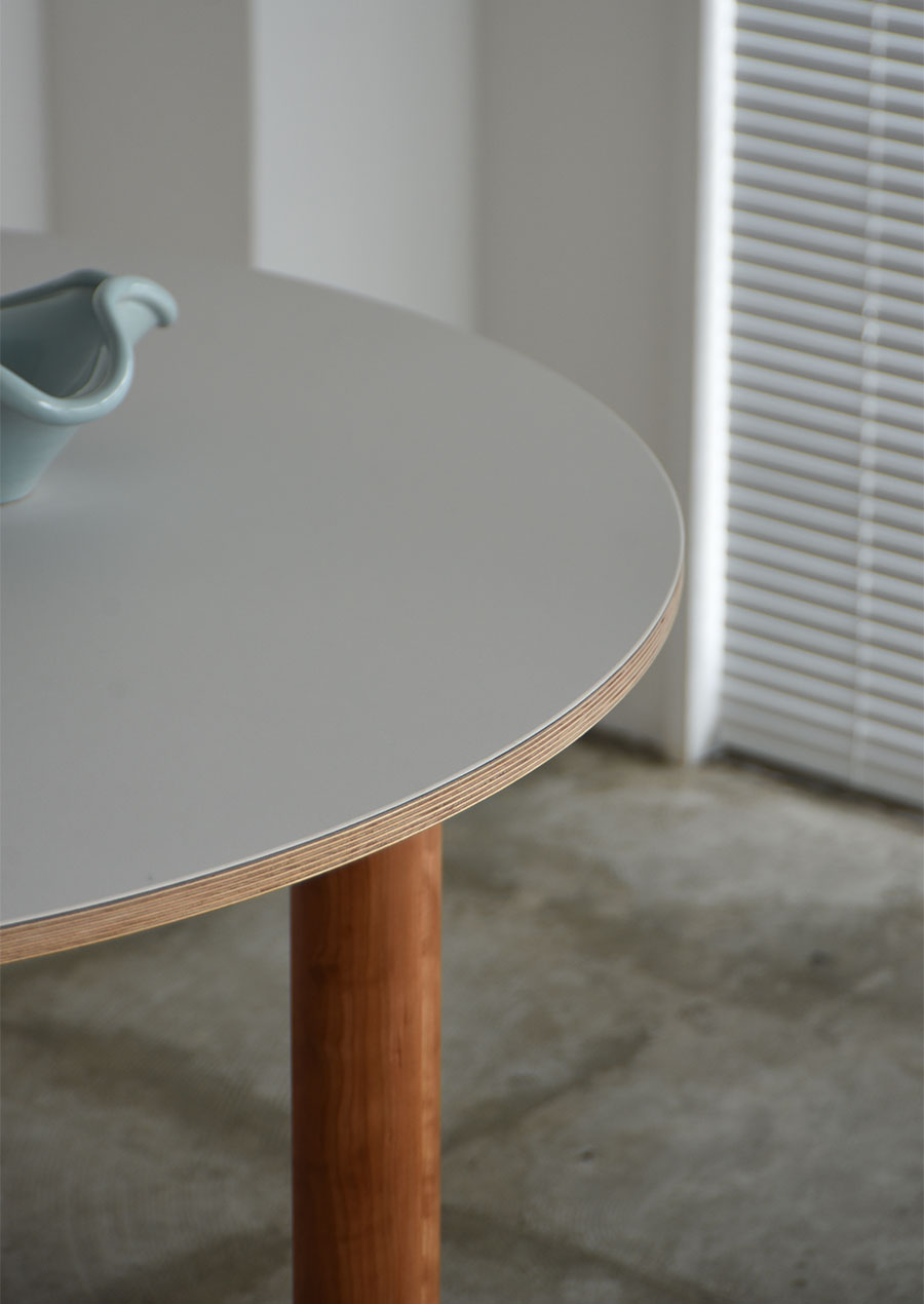 ihållande Linoleum Round Dining Table Bold 1200 / White