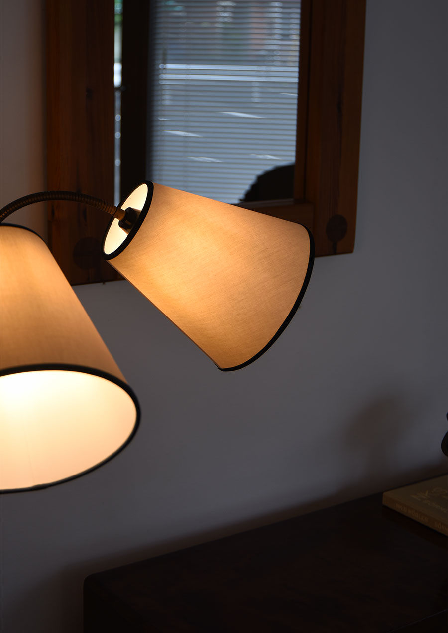 3-Lights Floor Lamp in Brass and Iron 1940s