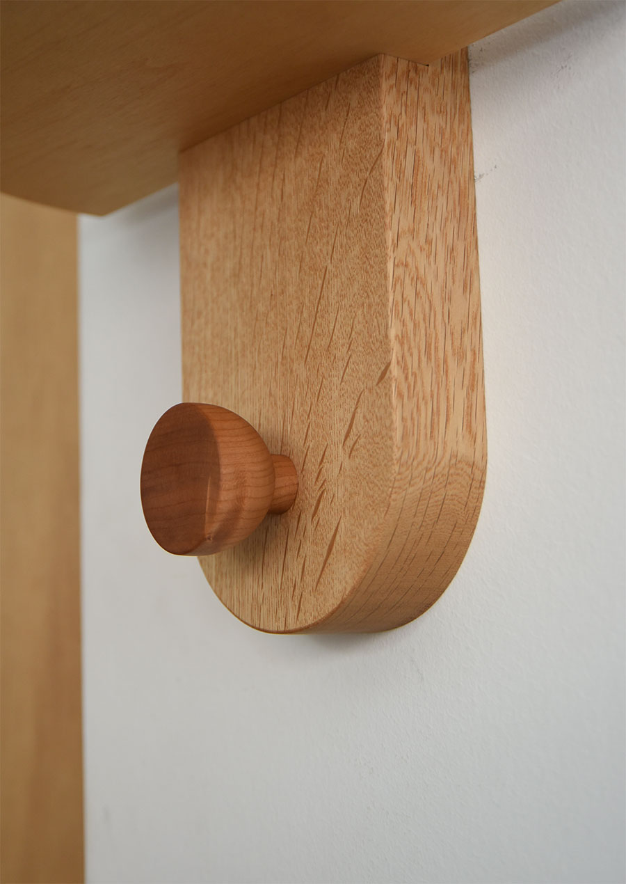 Linoleum Mini Wall Shelf Hook / White Oak