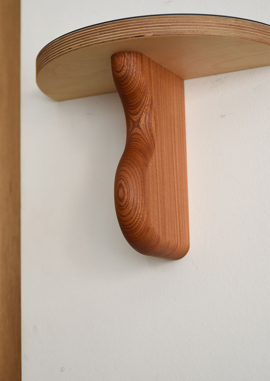 Linoleum Mini Wall Shelf in Keyaki / Wavy