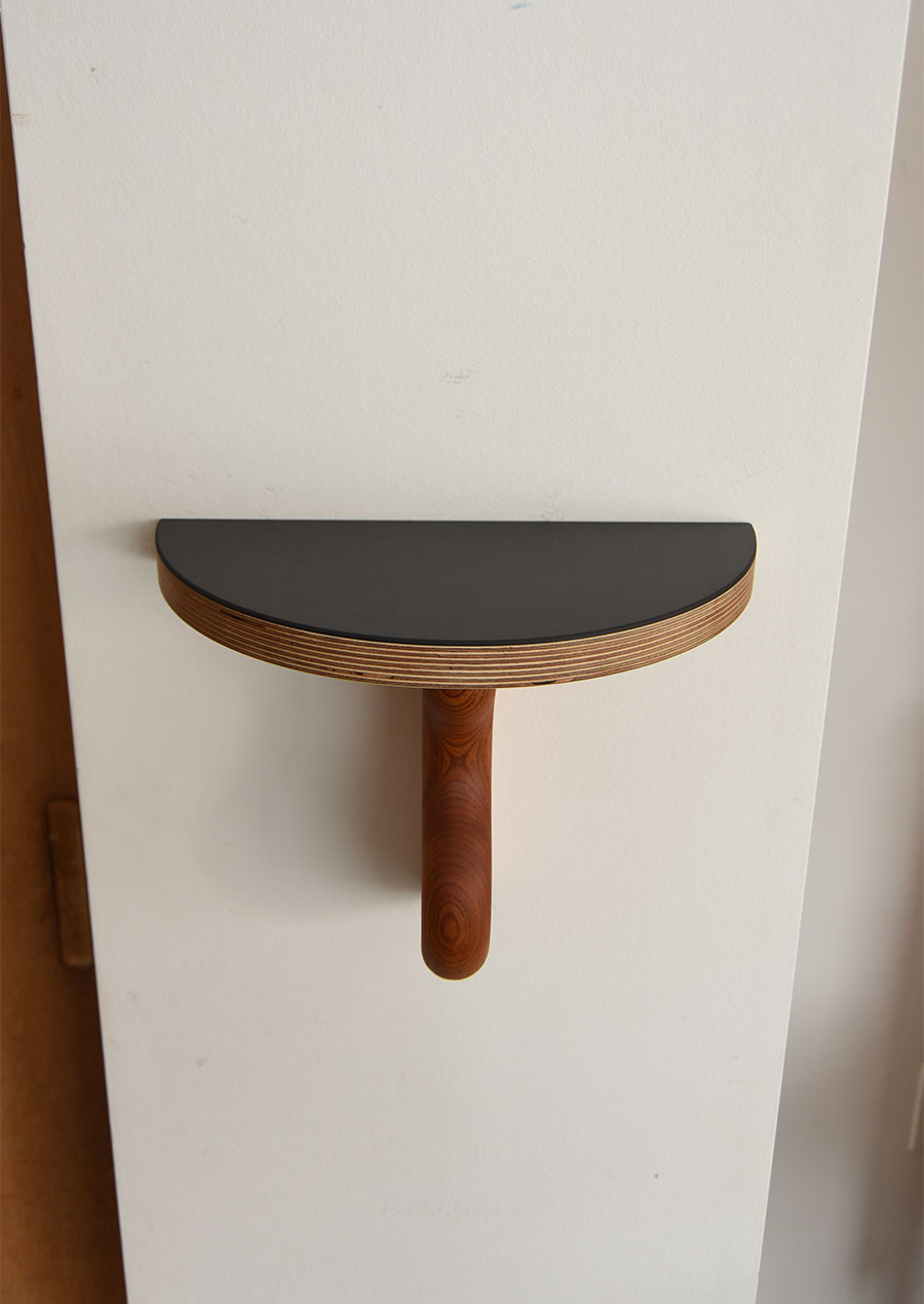 Linoleum Mini Wall Shelf in Keyaki / Wavy