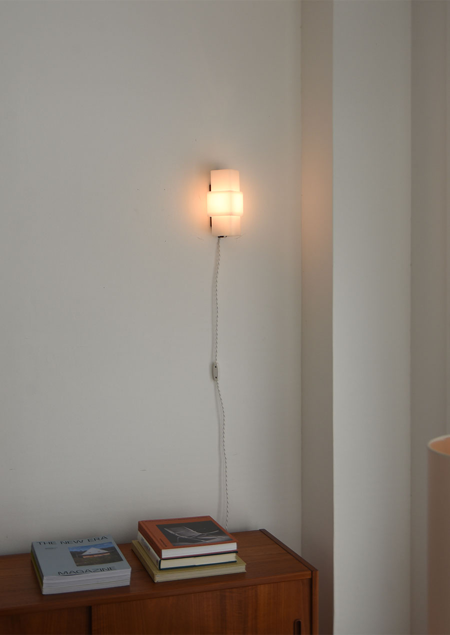 Wall Lamp in Teak and Acrylic 1960s