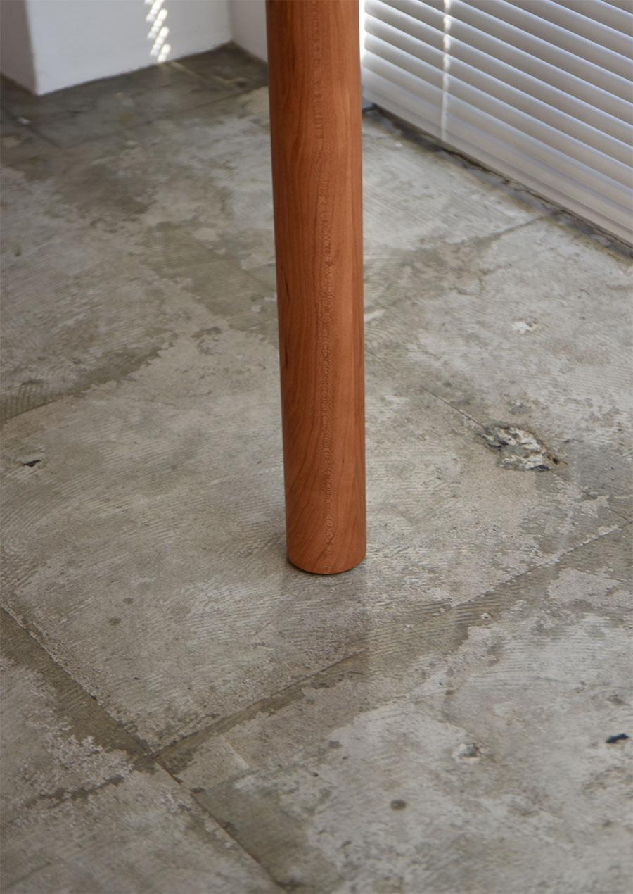 Olive Round Dining Table Regular 1100