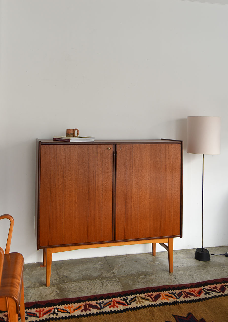 Side Board in Teak and Beech W1195